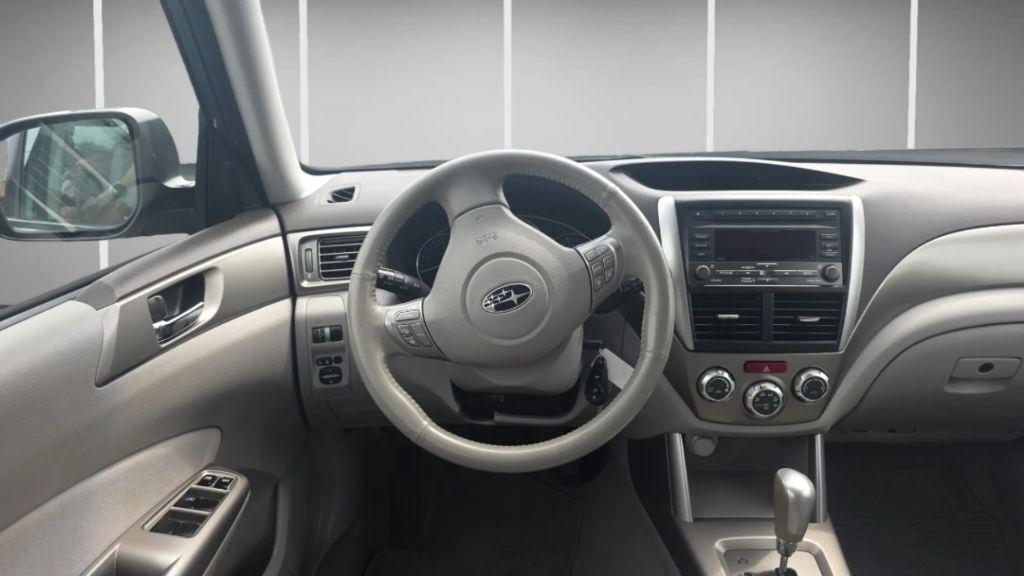 Subaru Forester 2.5X Limited 2010