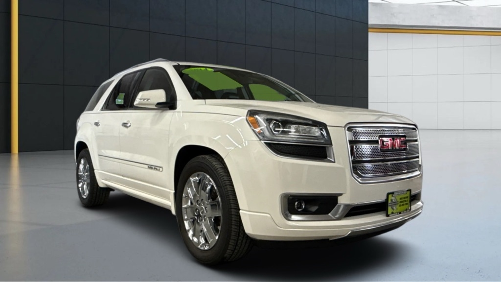 2014 GMC Acadia Denali's photo