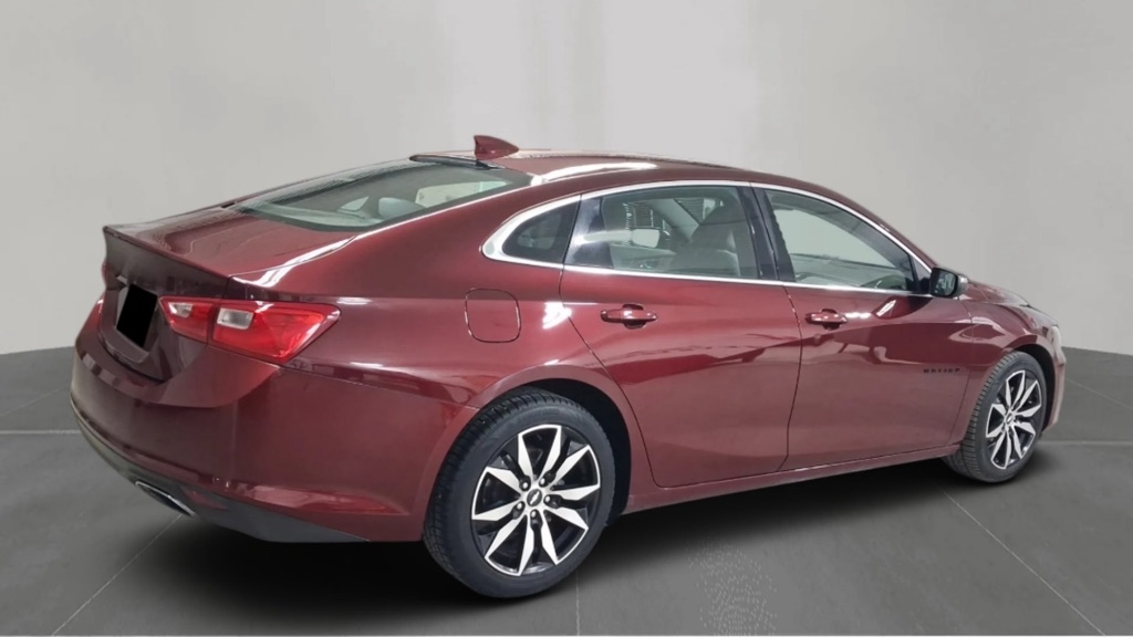 2016 Chevrolet Malibu 2LT's photo