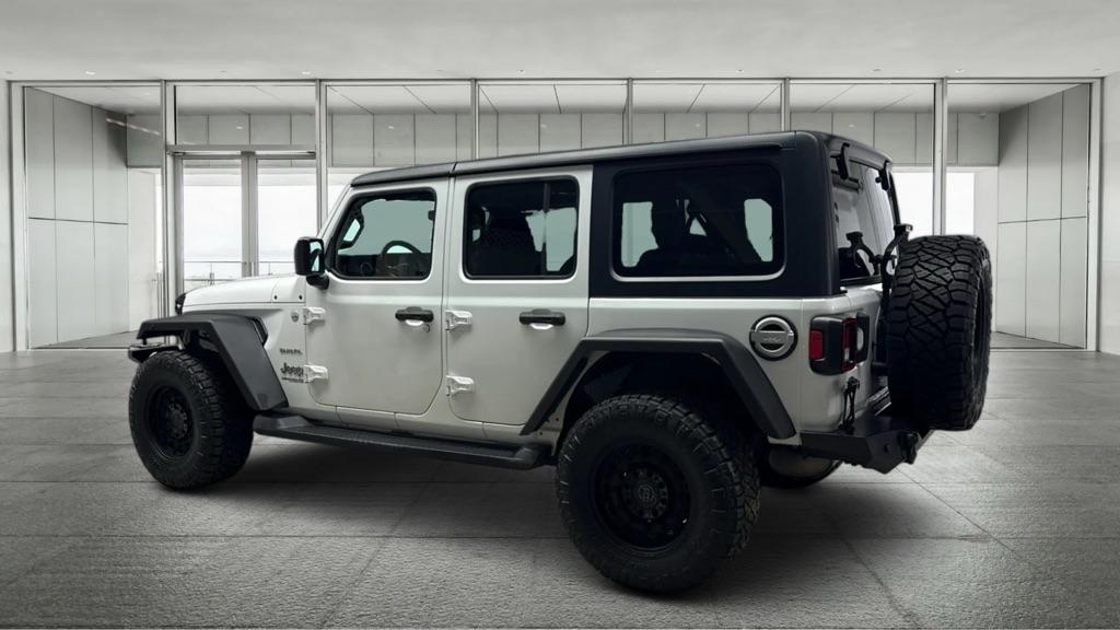 Jeep Wrangler Unlimited Sahara 2018