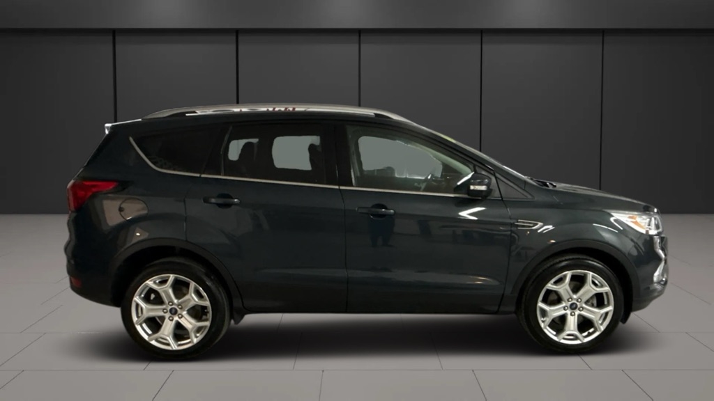 Ford Escape Titanium 4WD 2019