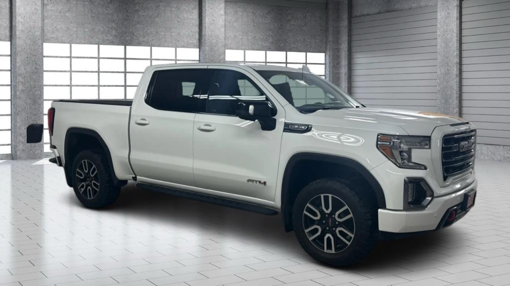 GMC Sierra 1500 Limited AT4 Crew Cab Short Box 4WD 2022