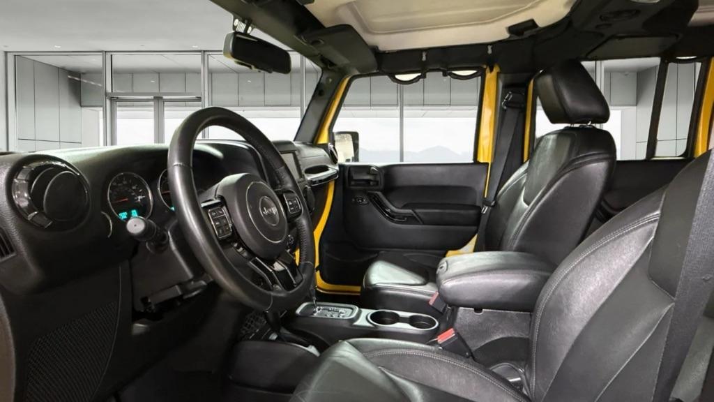 Jeep Wrangler Unlimited Sahara 4WD 2015