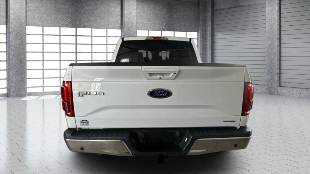 Ford F-150 4WD SuperCrew 145" Lariat 2015