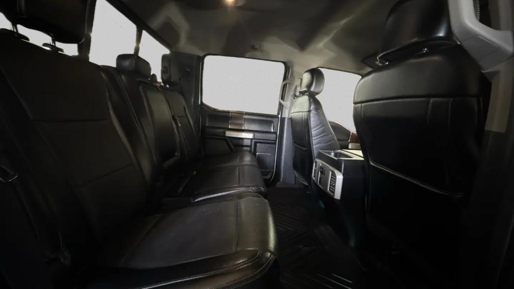 Ford F-150 4WD SuperCrew 145" Lariat 2015