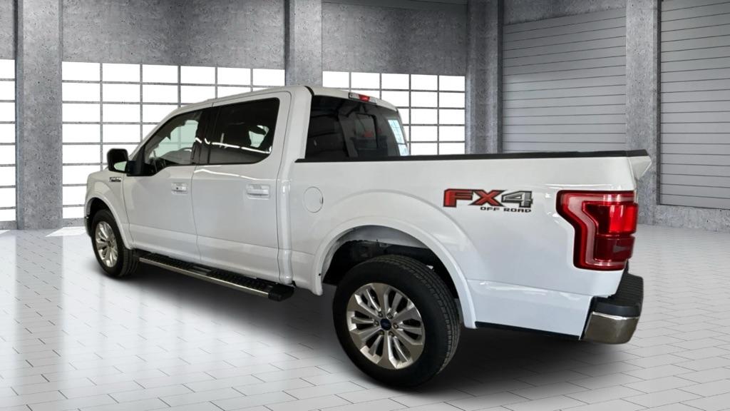 Ford F-150 4WD SuperCrew 145" Lariat 2015