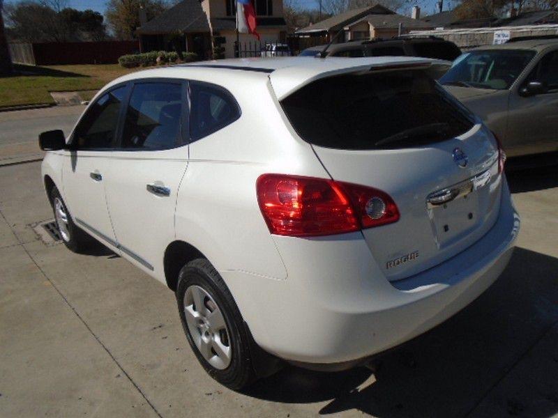 Nissan Rogue  2013