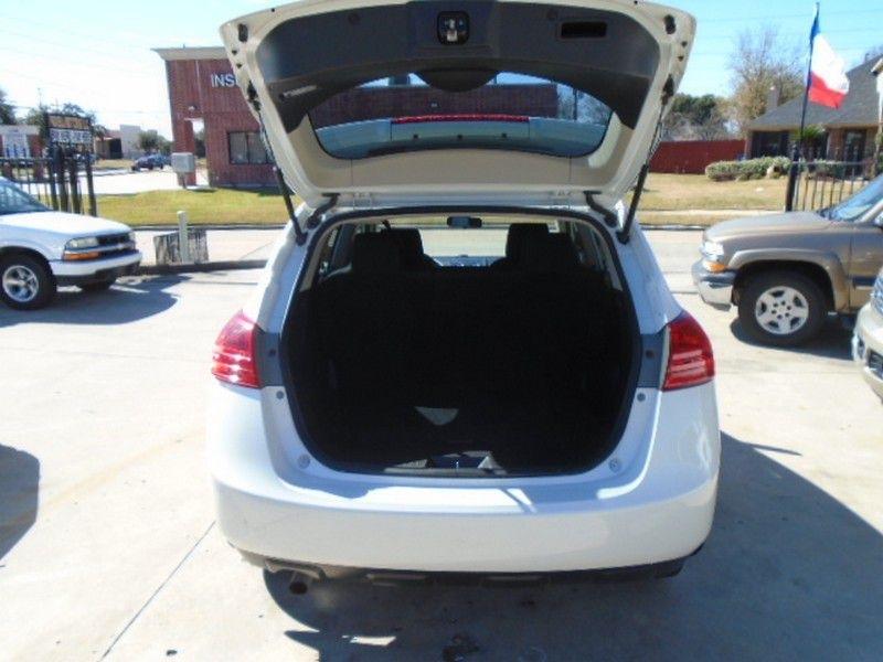 Nissan Rogue  2013