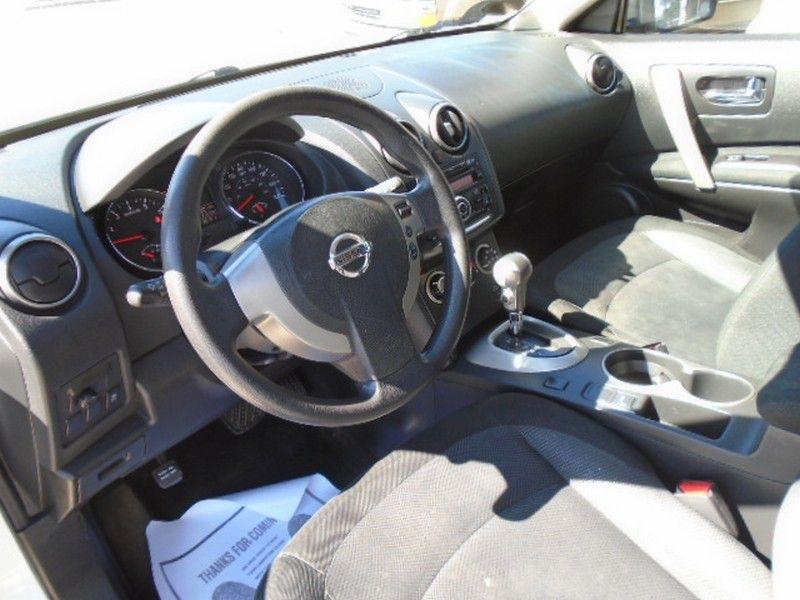 Nissan Rogue  2013