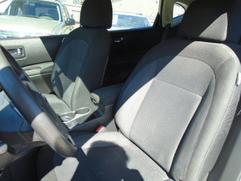 Nissan Rogue  2013
