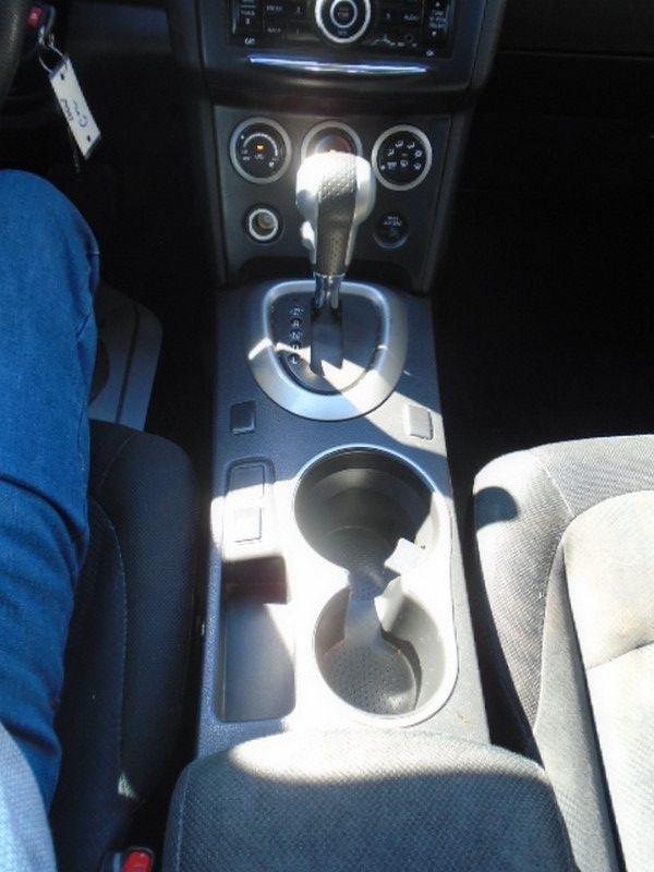 Nissan Rogue  2013