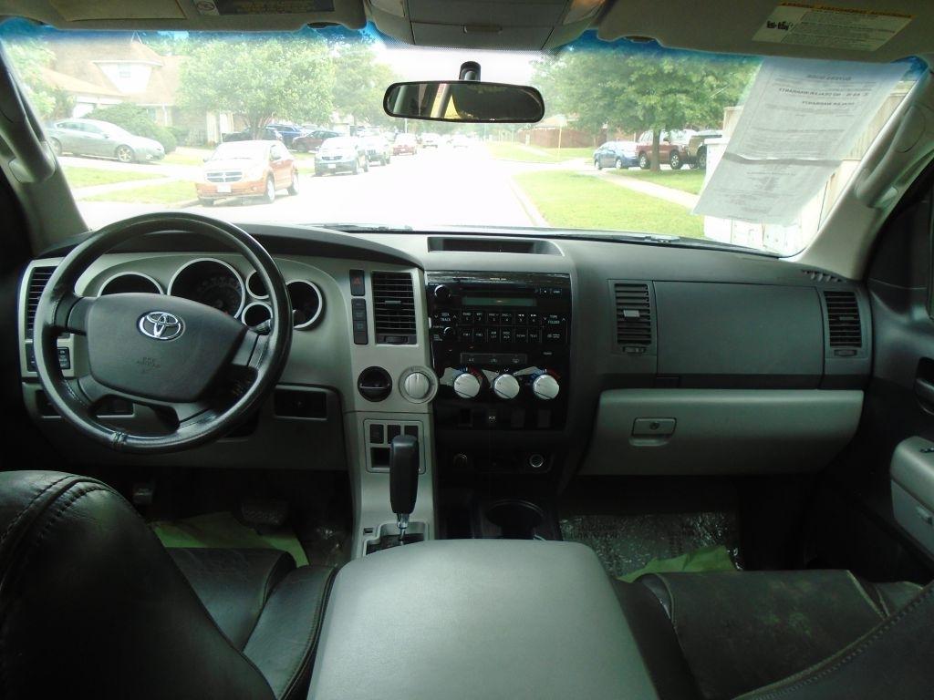 Toyota Tundra  2007