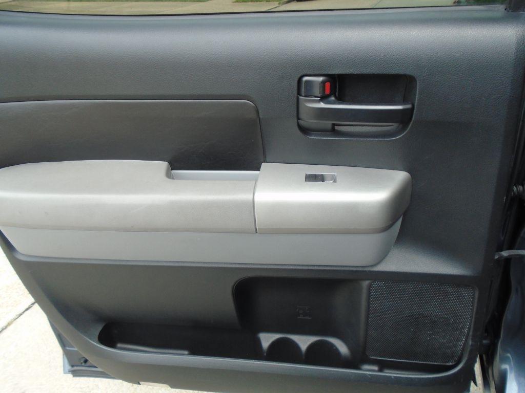 Toyota Tundra  2007