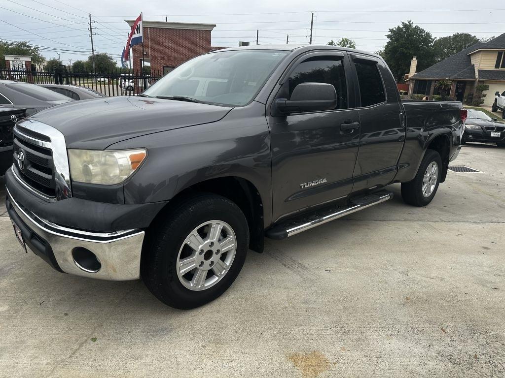 Toyota Tundra  2012