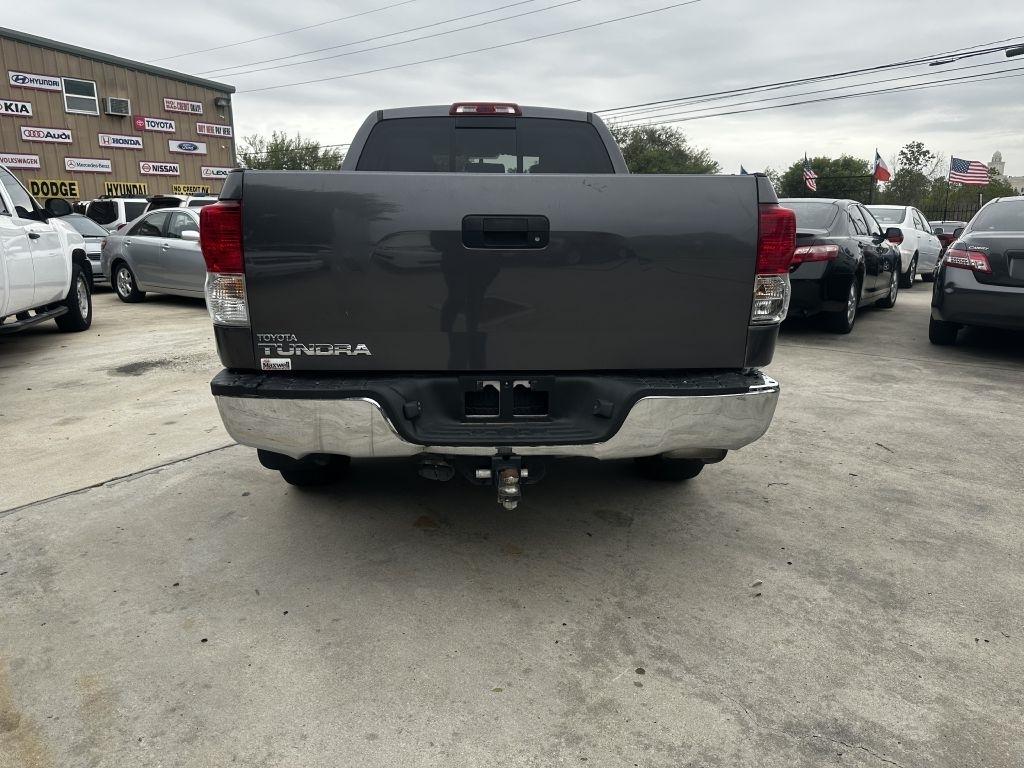 Toyota Tundra  2012