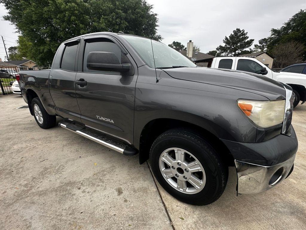 Toyota Tundra  2012