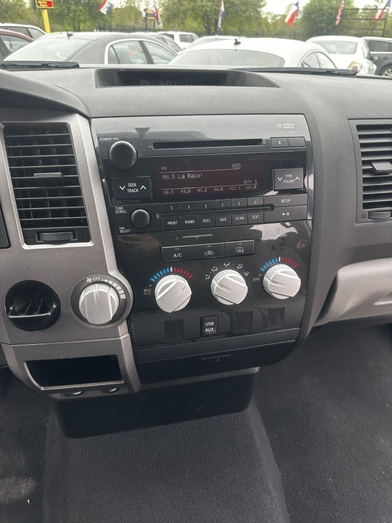 Toyota Tundra  2012