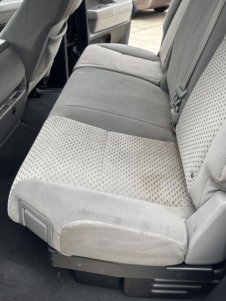Toyota Tundra  2012