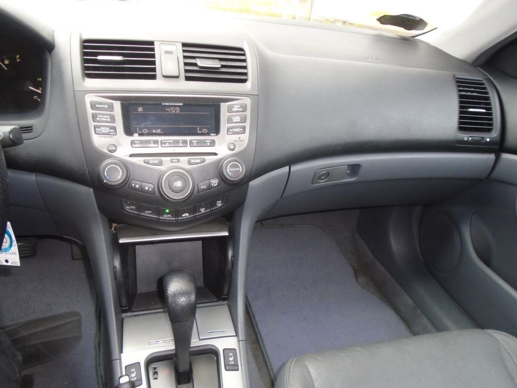 Honda Accord  2006