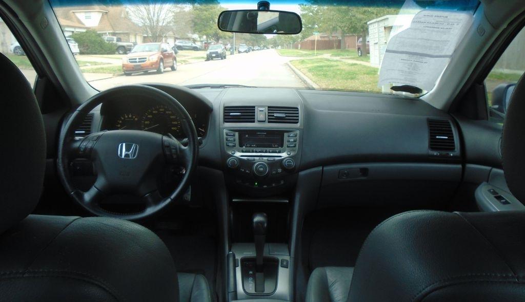 Honda Accord  2006
