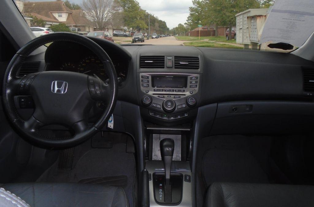 Honda Accord  2006