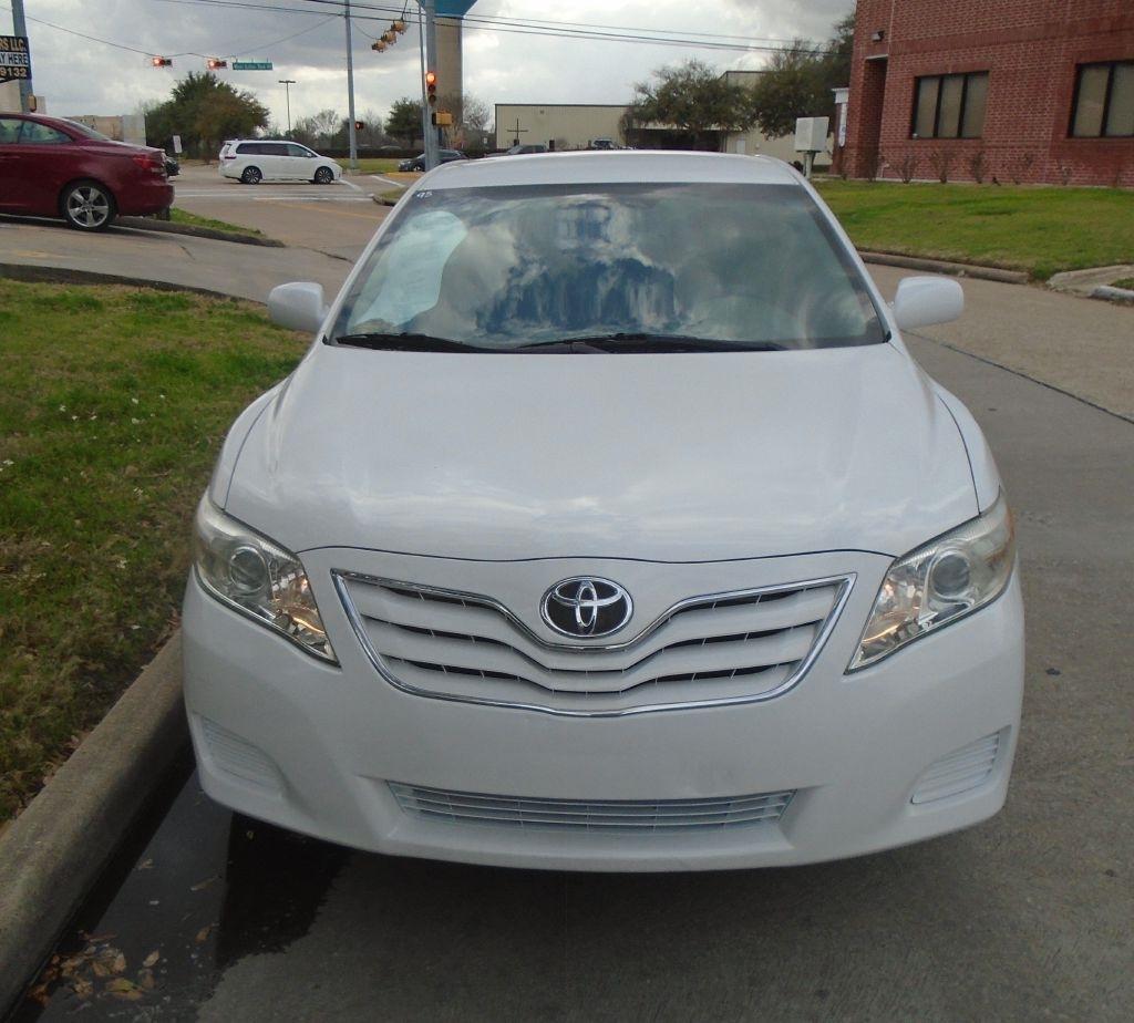 Toyota Camry  2011