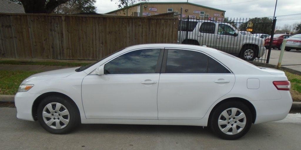 Toyota Camry  2011