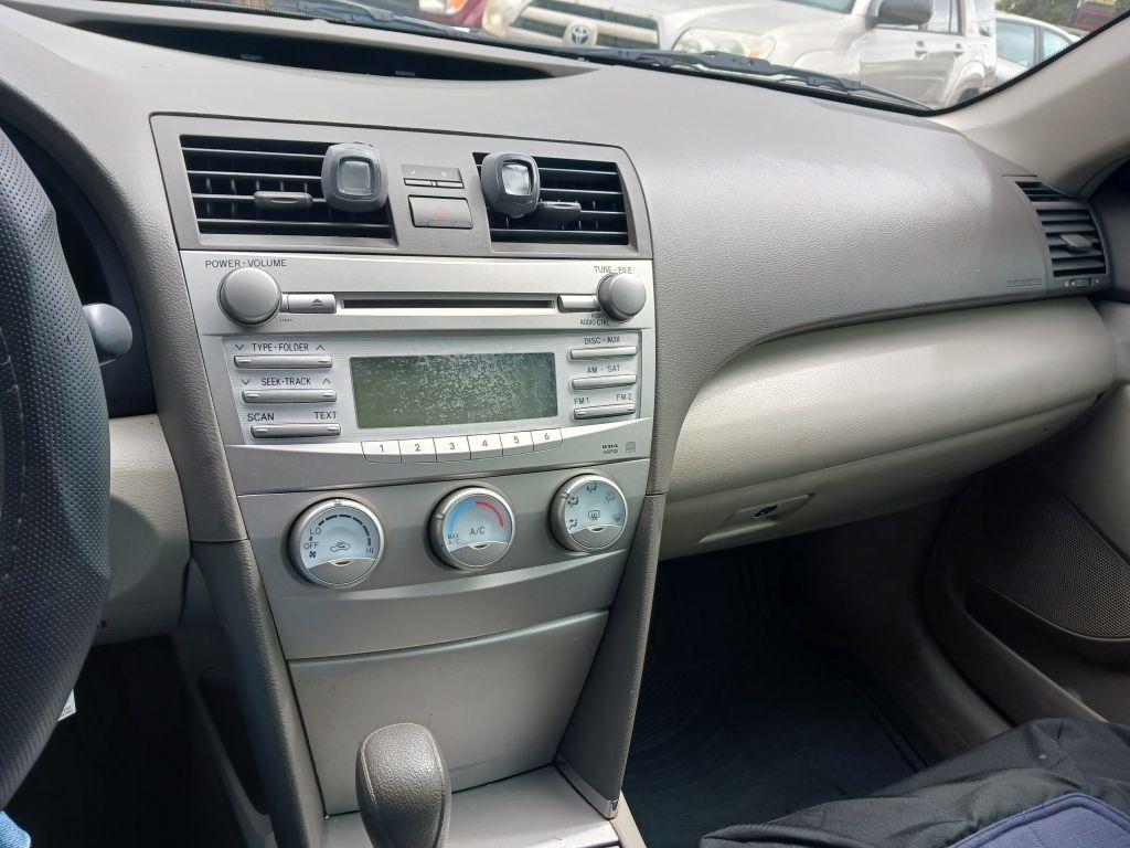 Toyota Camry  2011