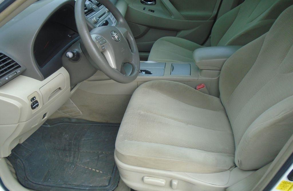 Toyota Camry  2011
