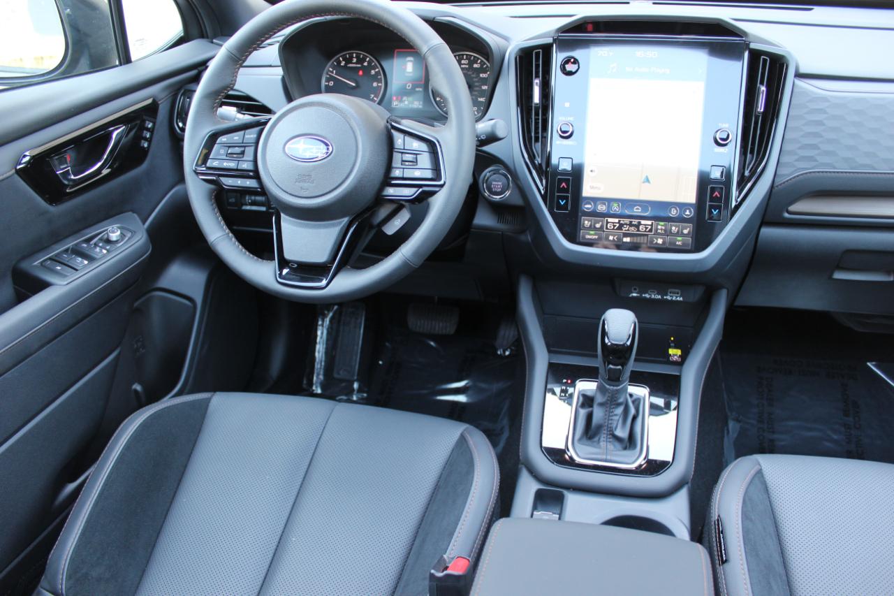 Subaru Forester Touring 2025