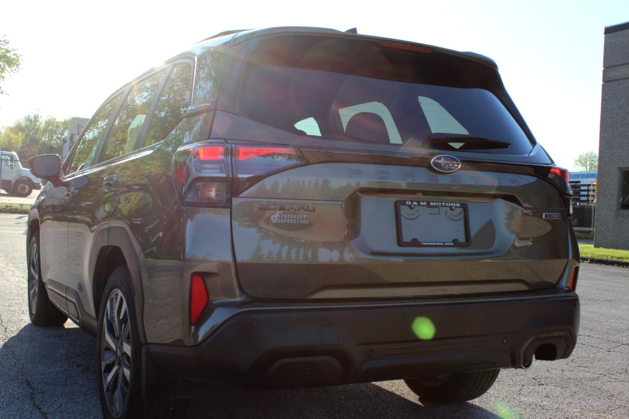 Subaru Forester Touring 2025