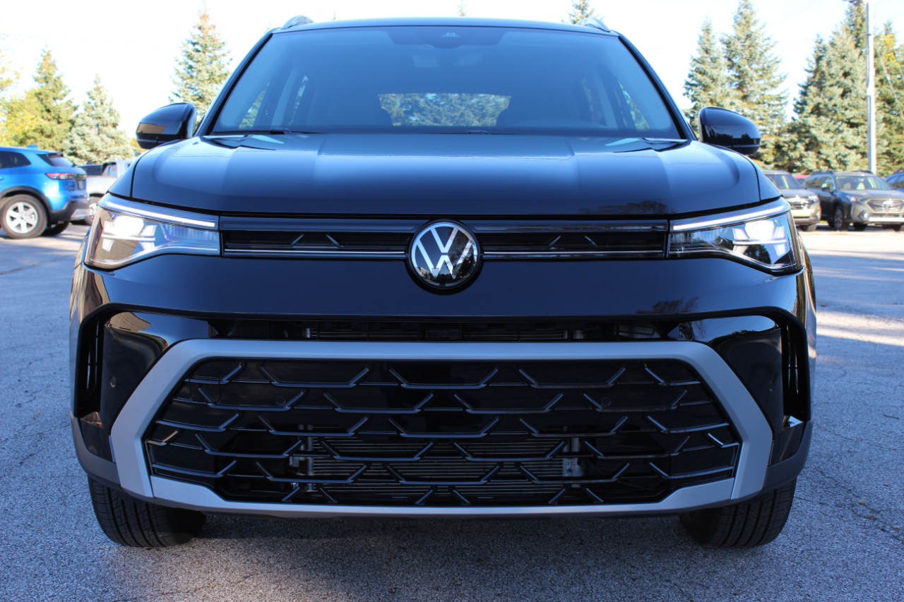 Volkswagen Taos SE 4Motion 2025 Volkswagen Taos SE 4Motion 2025