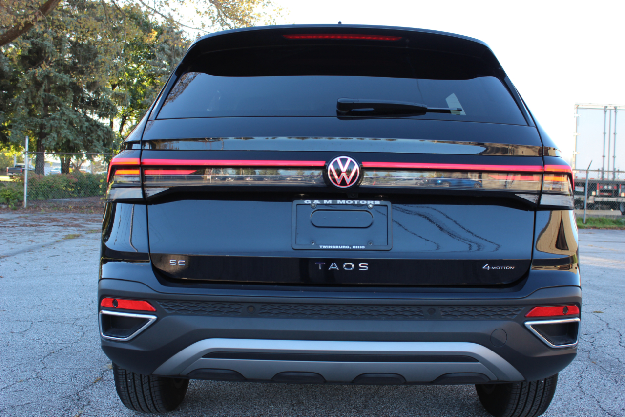 Volkswagen Taos SE 4Motion 2025 Volkswagen Taos SE 4Motion 2025