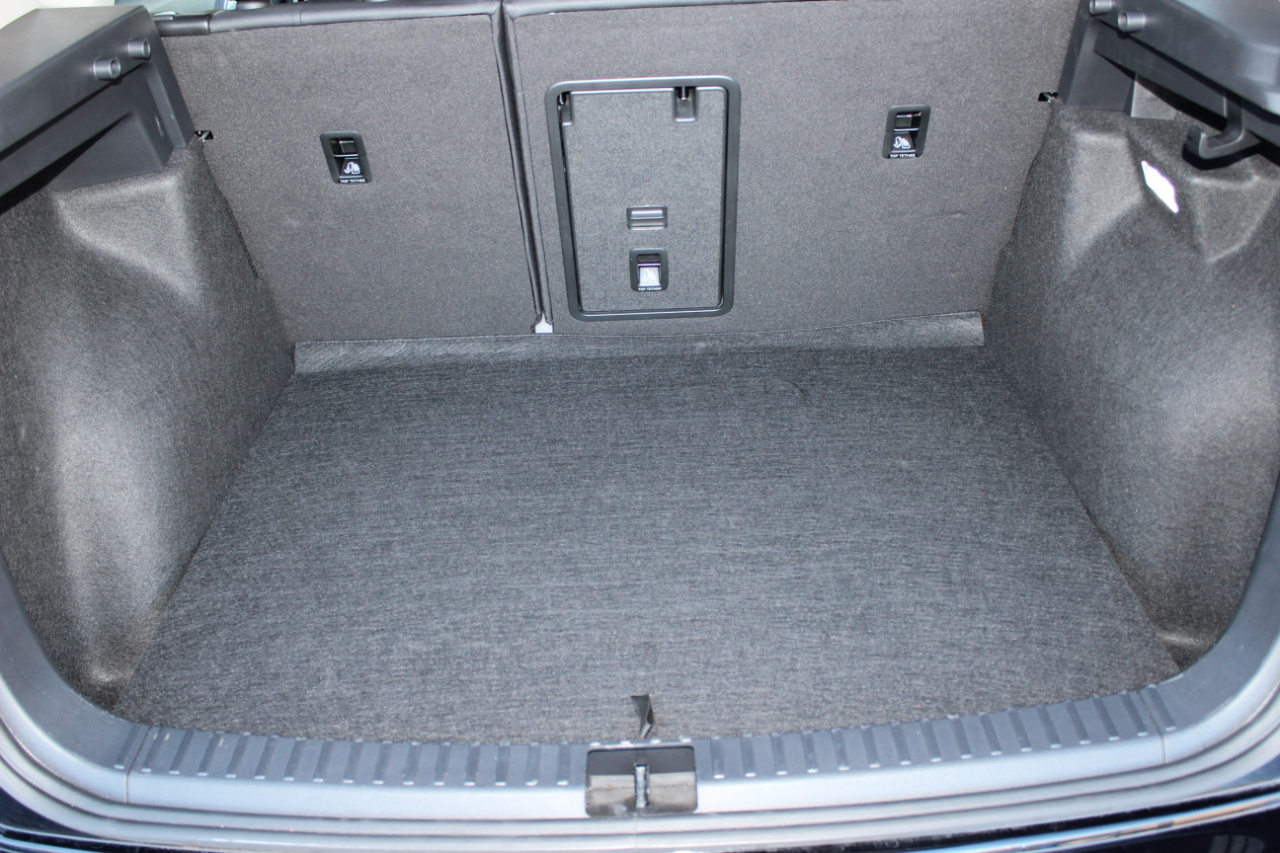 Volkswagen Taos SE 4Motion 2025 Volkswagen Taos SE 4Motion 2025