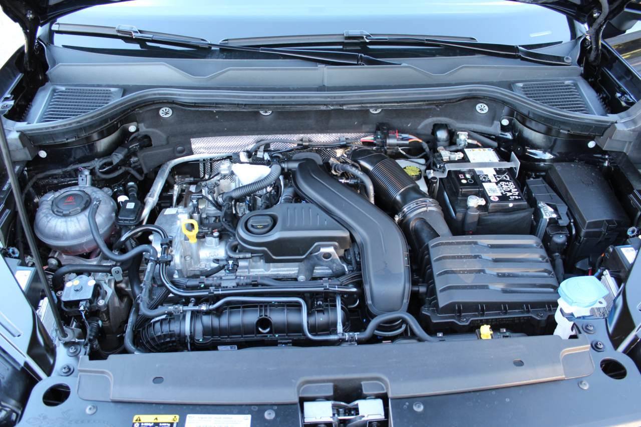 Volkswagen Taos SE 4Motion 2025 Volkswagen Taos SE 4Motion 2025