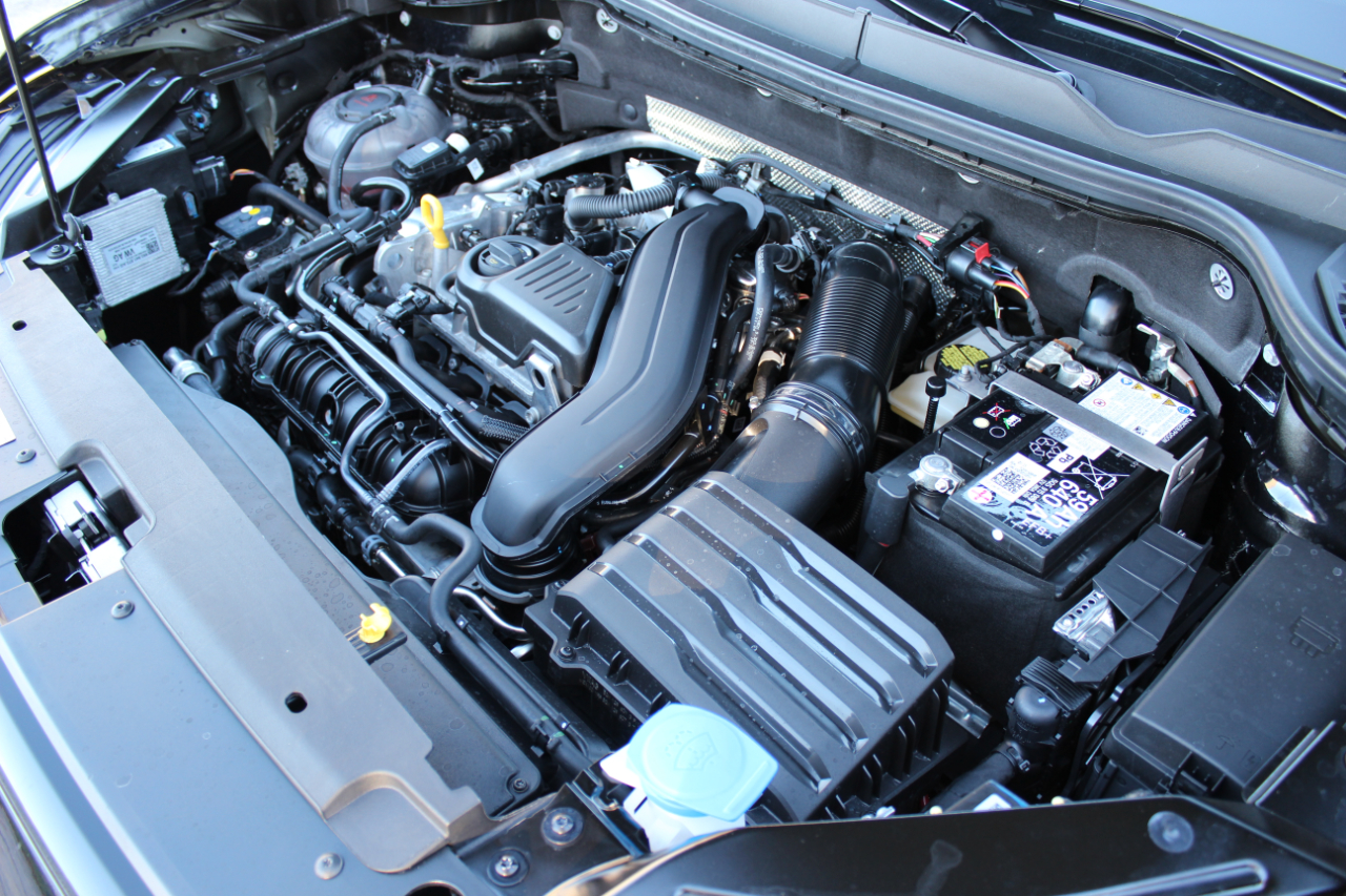 Volkswagen Taos SE 4Motion 2025 Volkswagen Taos SE 4Motion 2025