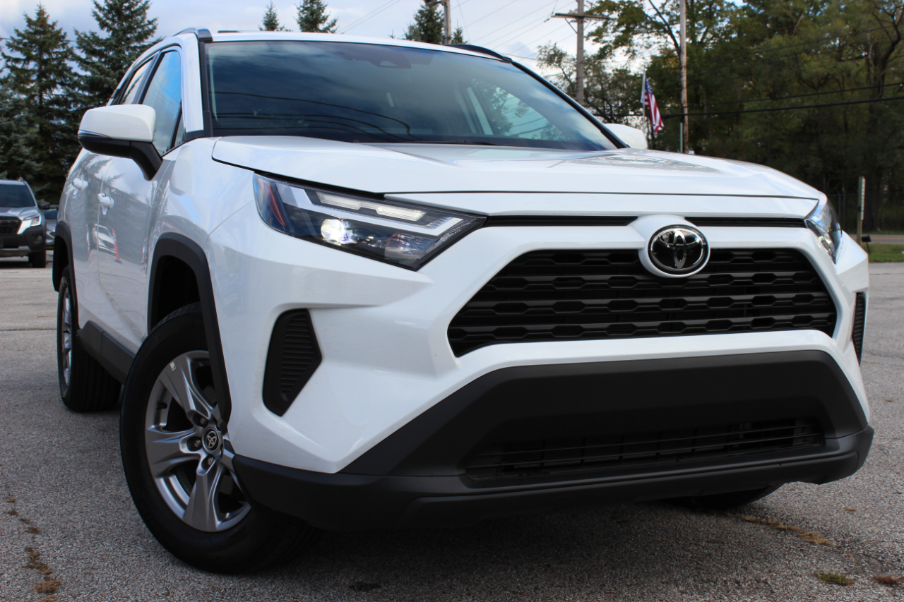 Toyota RAV4 XLE AWD 2025
