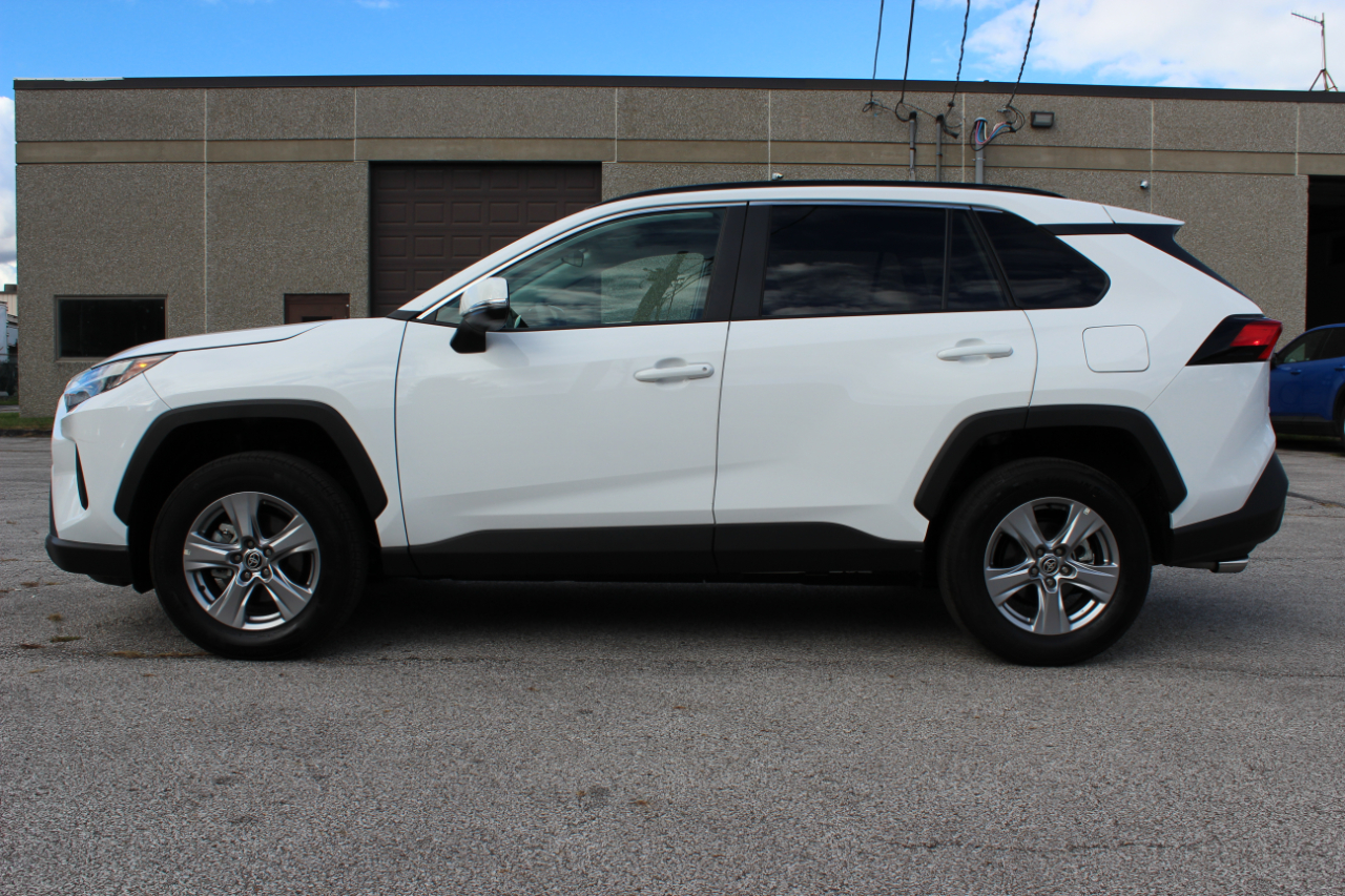 Toyota RAV4 XLE AWD 2025