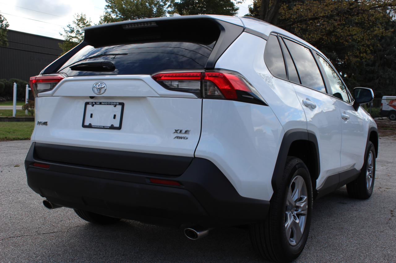 Toyota RAV4 XLE AWD 2025