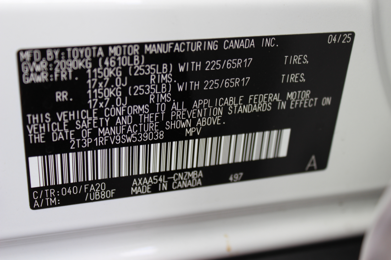 Toyota RAV4 XLE AWD 2025