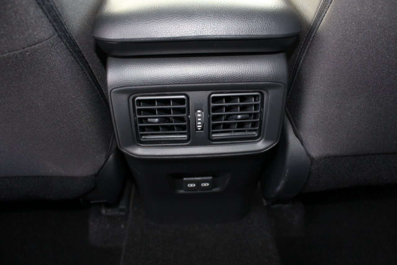 Toyota RAV4 XLE AWD 2025