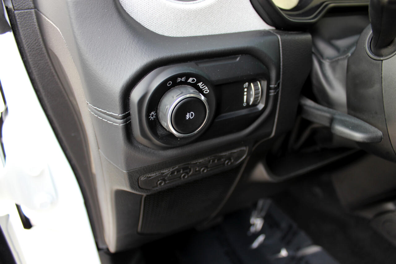 Jeep Wrangler Sahara 2025