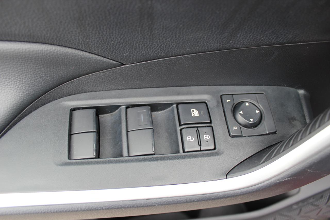 Toyota RAV4 Hybrid LE 2025