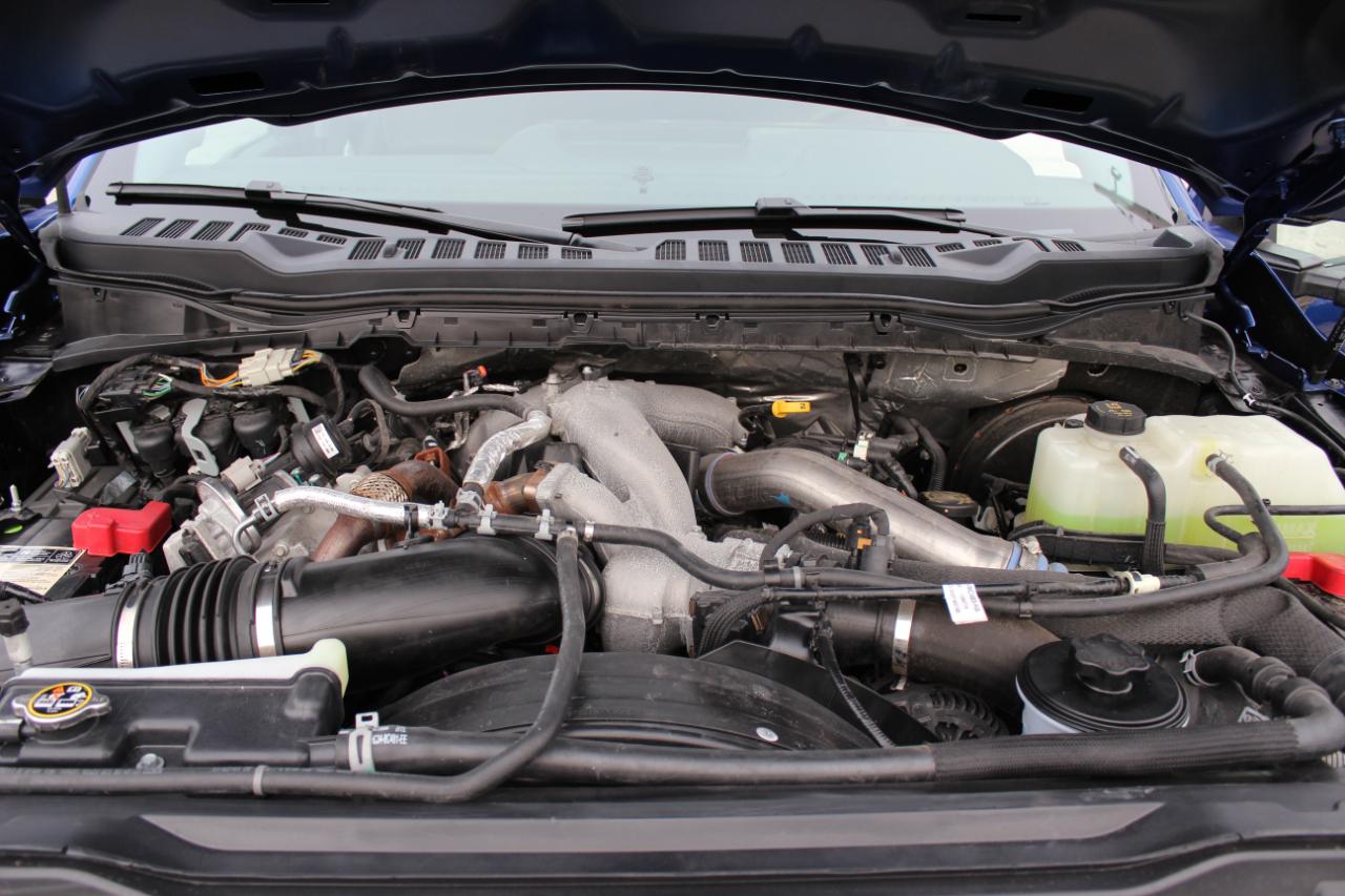 Ford F-250 SD Lariat Crew Cab 4WD 2026