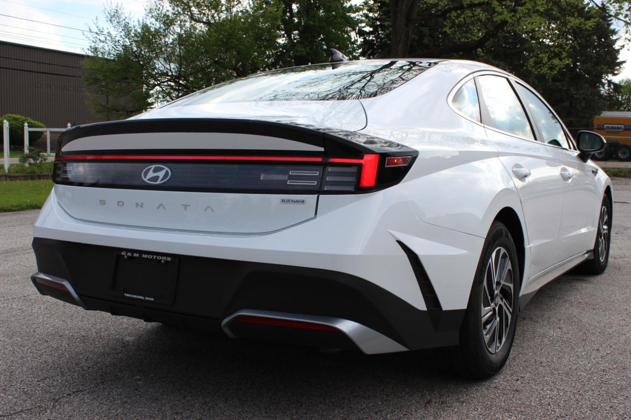 Hyundai Sonata Hybrid Blue 2026