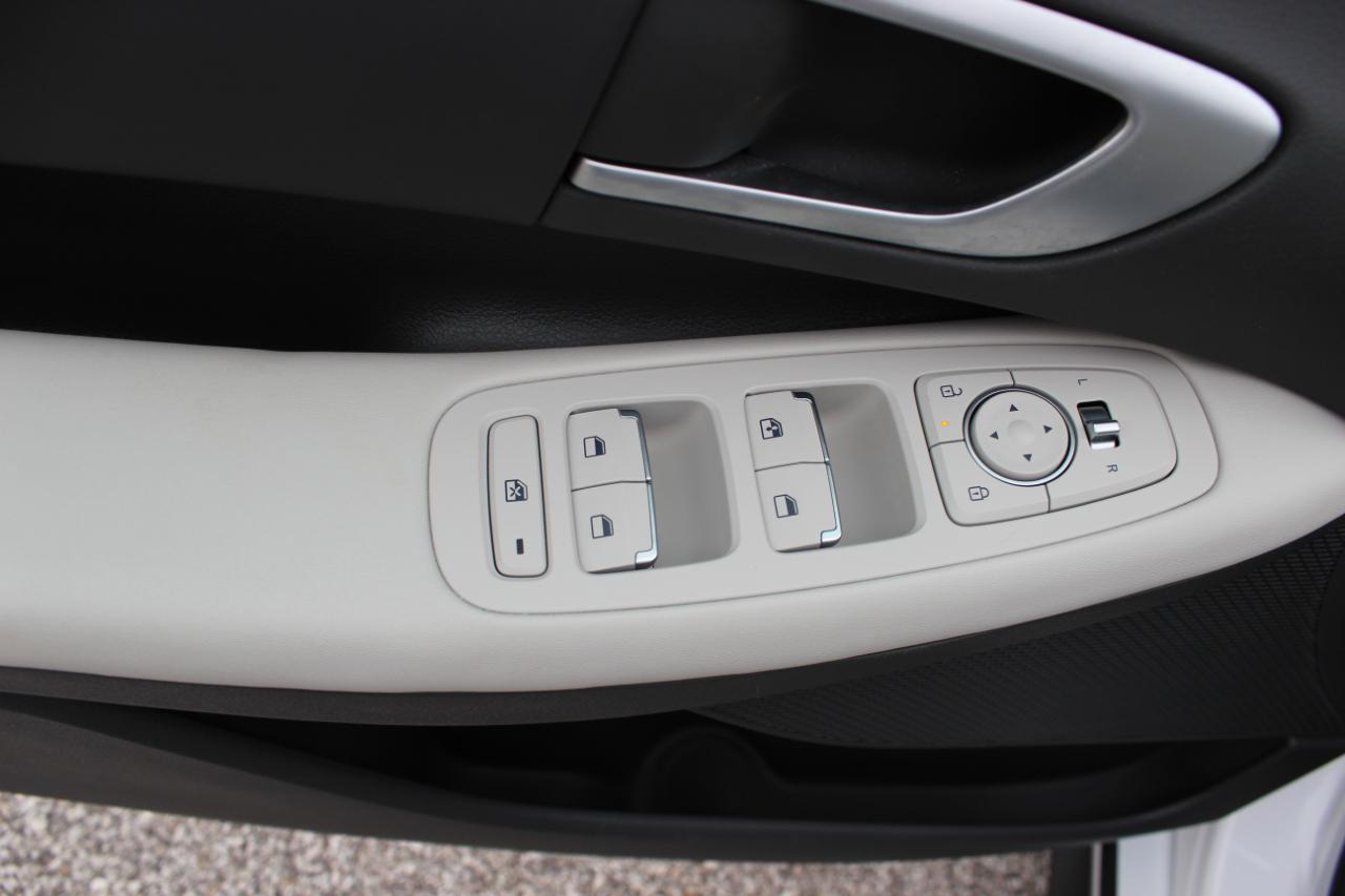 Hyundai Sonata Hybrid Blue 2026