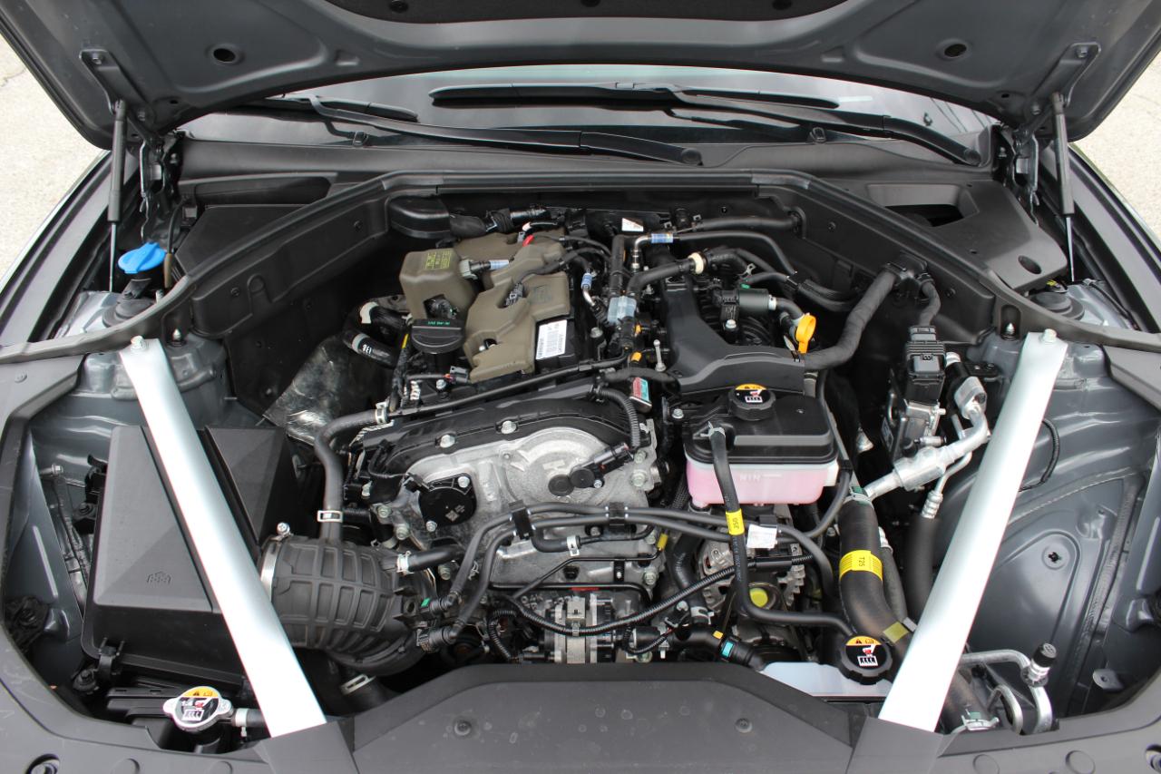 Genesis G70 2.5T 2025