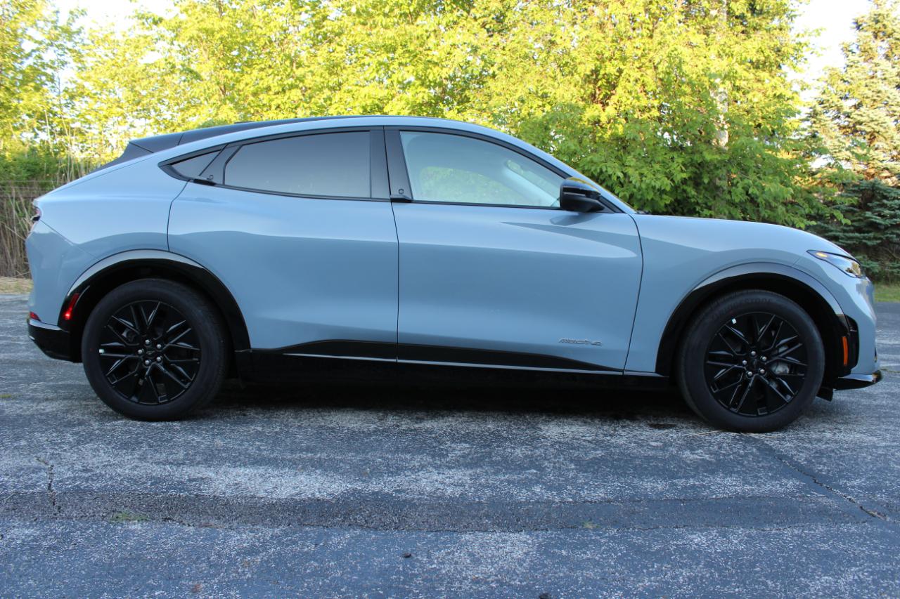 Ford Mustang Mach-E Premium AWD 2026
