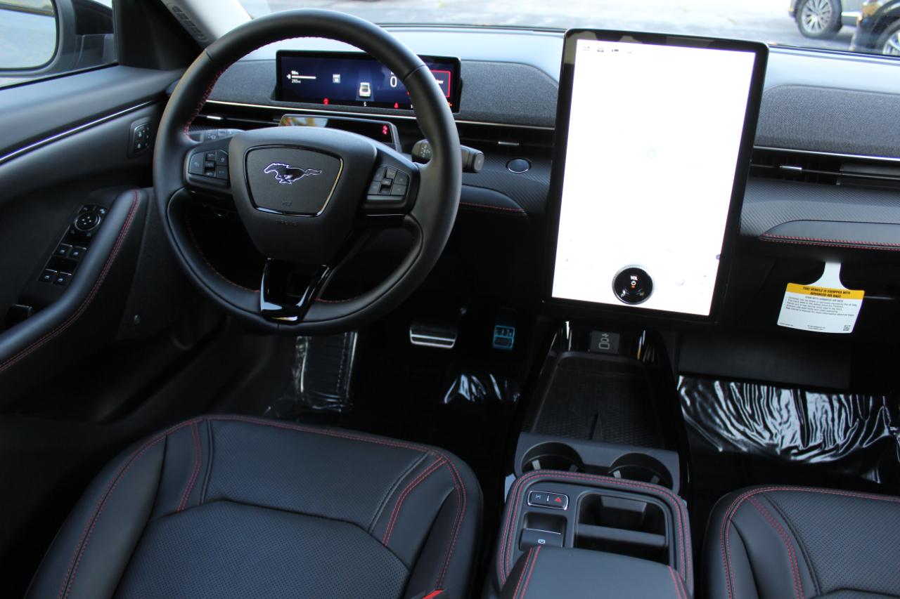 Ford Mustang Mach-E Premium AWD 2026