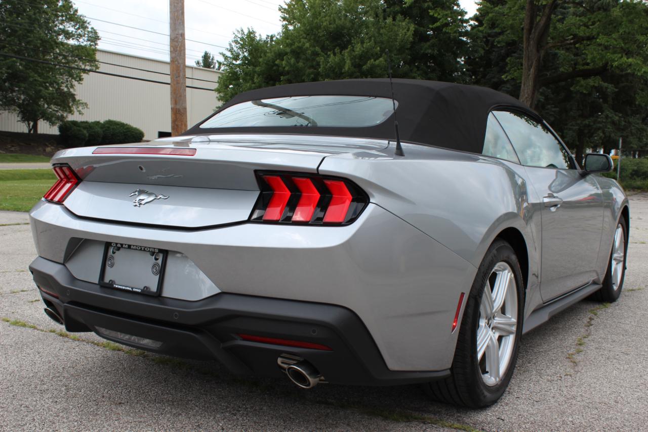 Ford Mustang EcoBoost Premium Convertible 2026